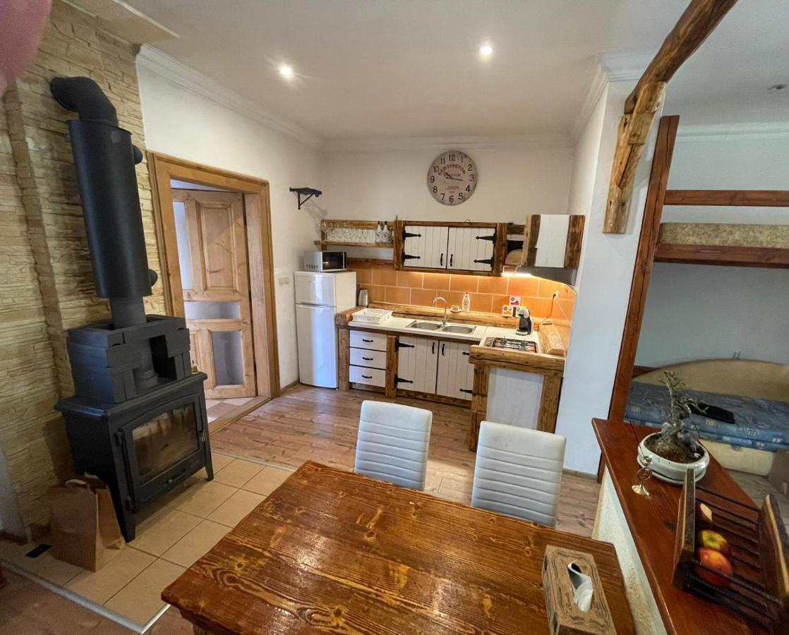 Appartement Apartman Sarah Noemi, 100 M Skibus Jasna à Liptovský Mikuláš Extérieur photo